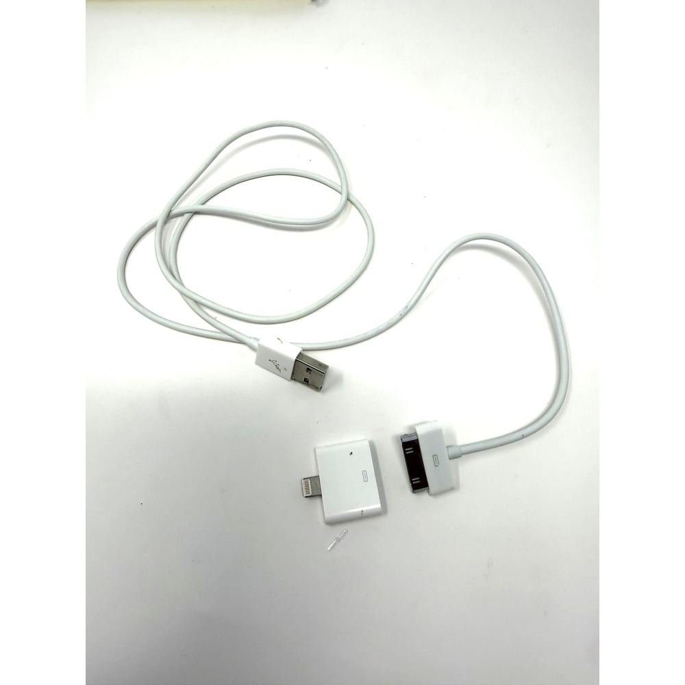 Apple Lightning to 30-pin Adapter MD823ZM/A + USB Charging Cable Bundle White